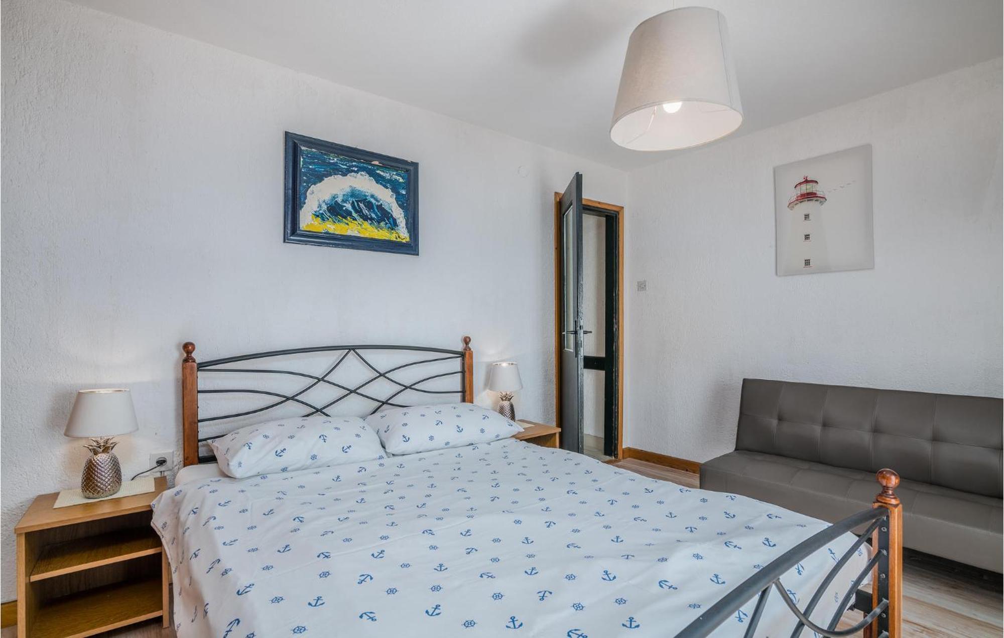 2 Bedroom Gorgeous Home In Baska Exterior foto